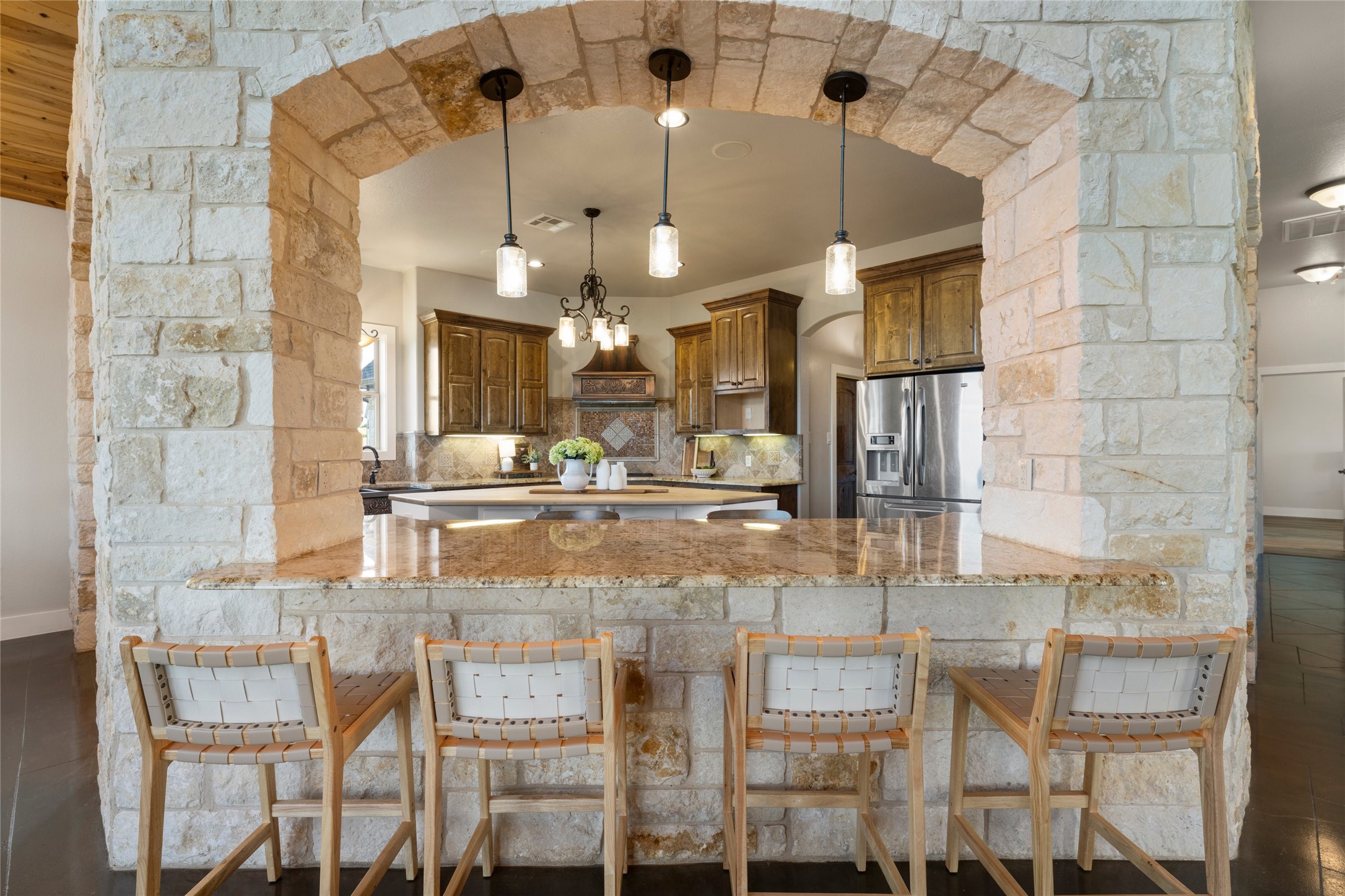 15949 E Us Highway 190 Rogers TX 76569