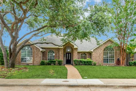 5938 Smoke Glass Trail Dallas TX 75252