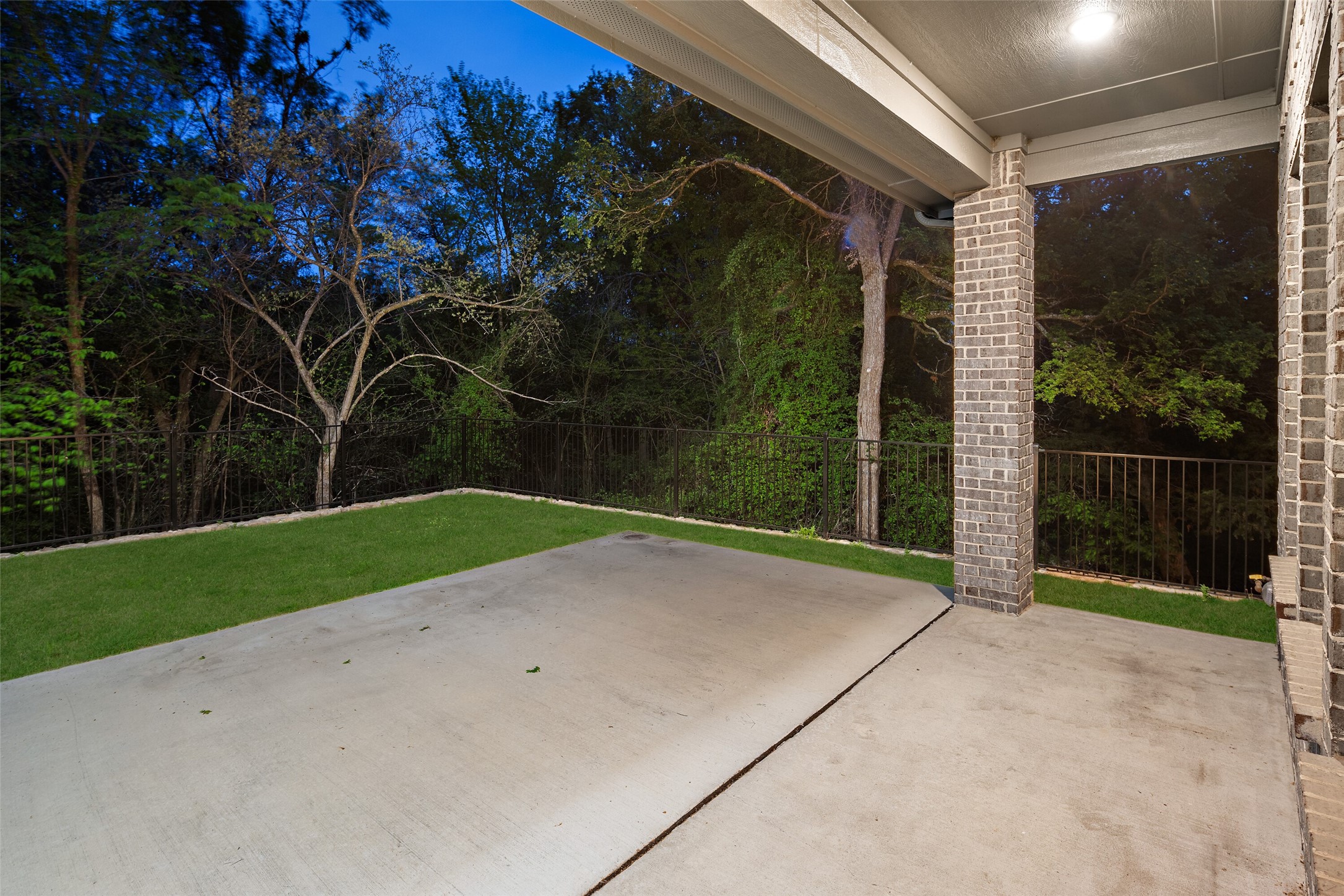 1412 Bearpath Way Gunter TX 75058
