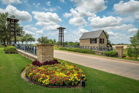 1412 Bearpath Way Gunter TX 75058