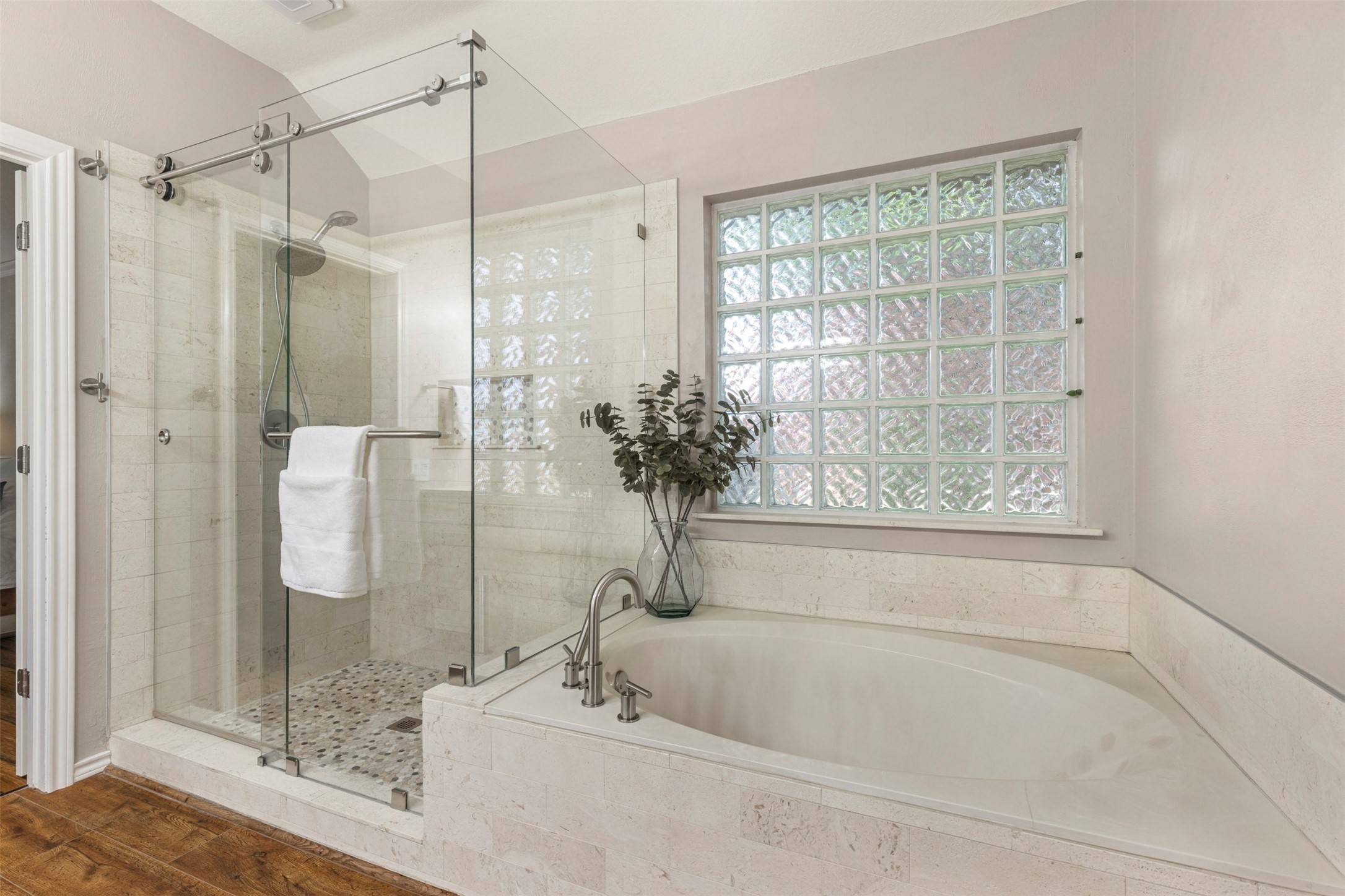1906 Walnut Hill Drive Rowlett TX 75088