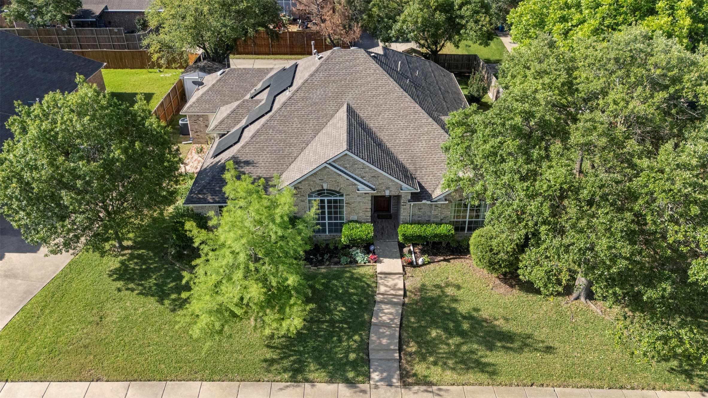 1906 Walnut Hill Drive Rowlett TX 75088
