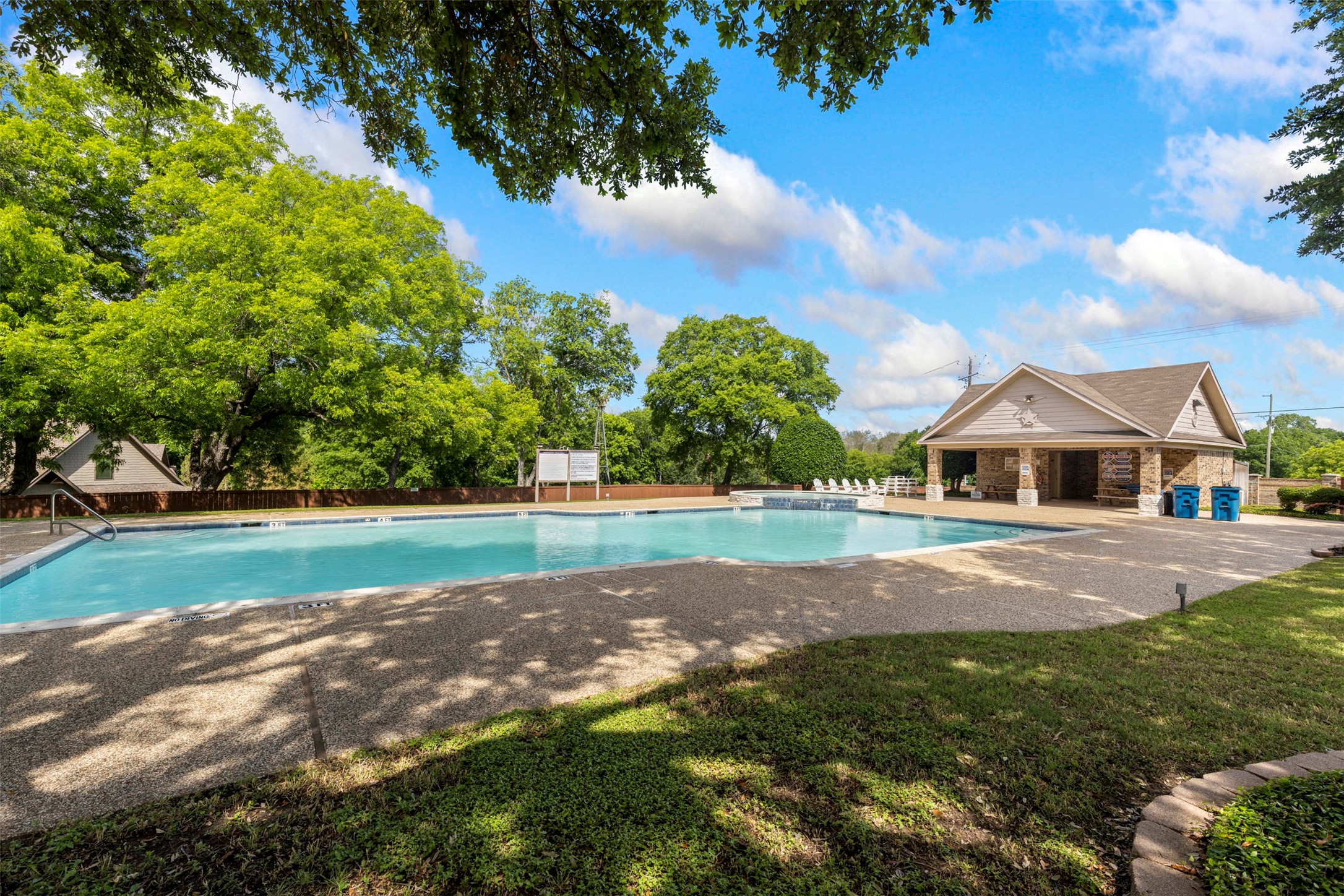 1906 Walnut Hill Drive Rowlett TX 75088