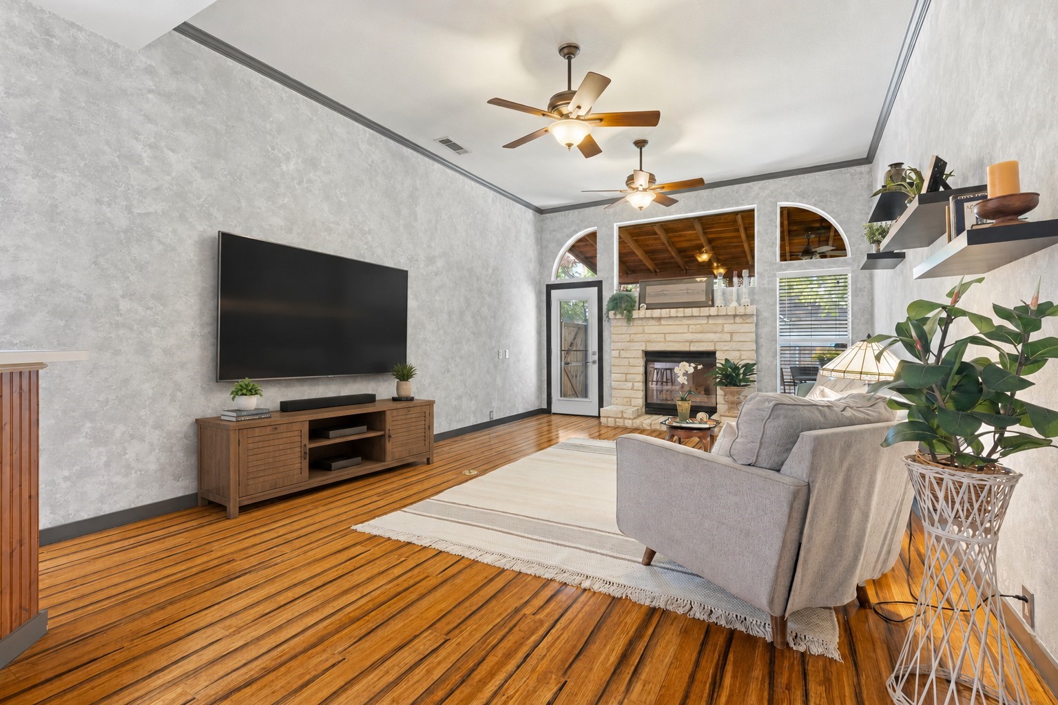 1906 Walnut Hill Drive Rowlett TX 75088