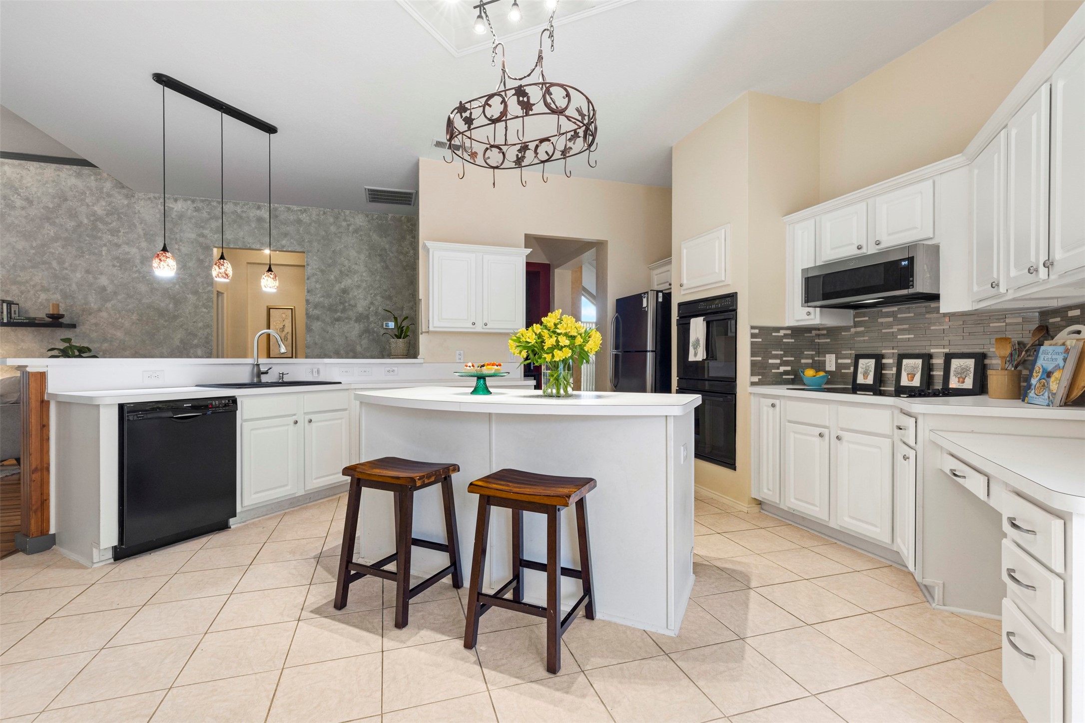 1906 Walnut Hill Drive Rowlett TX 75088