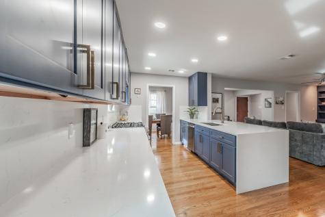8426 Van Pelt Drive Dallas TX 75228