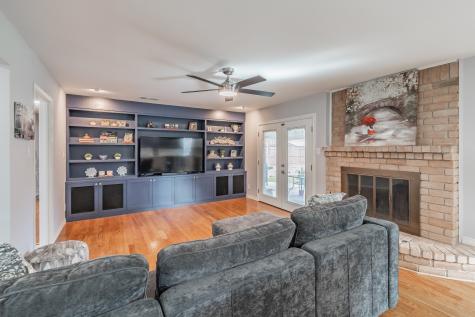 8426 Van Pelt Drive Dallas TX 75228