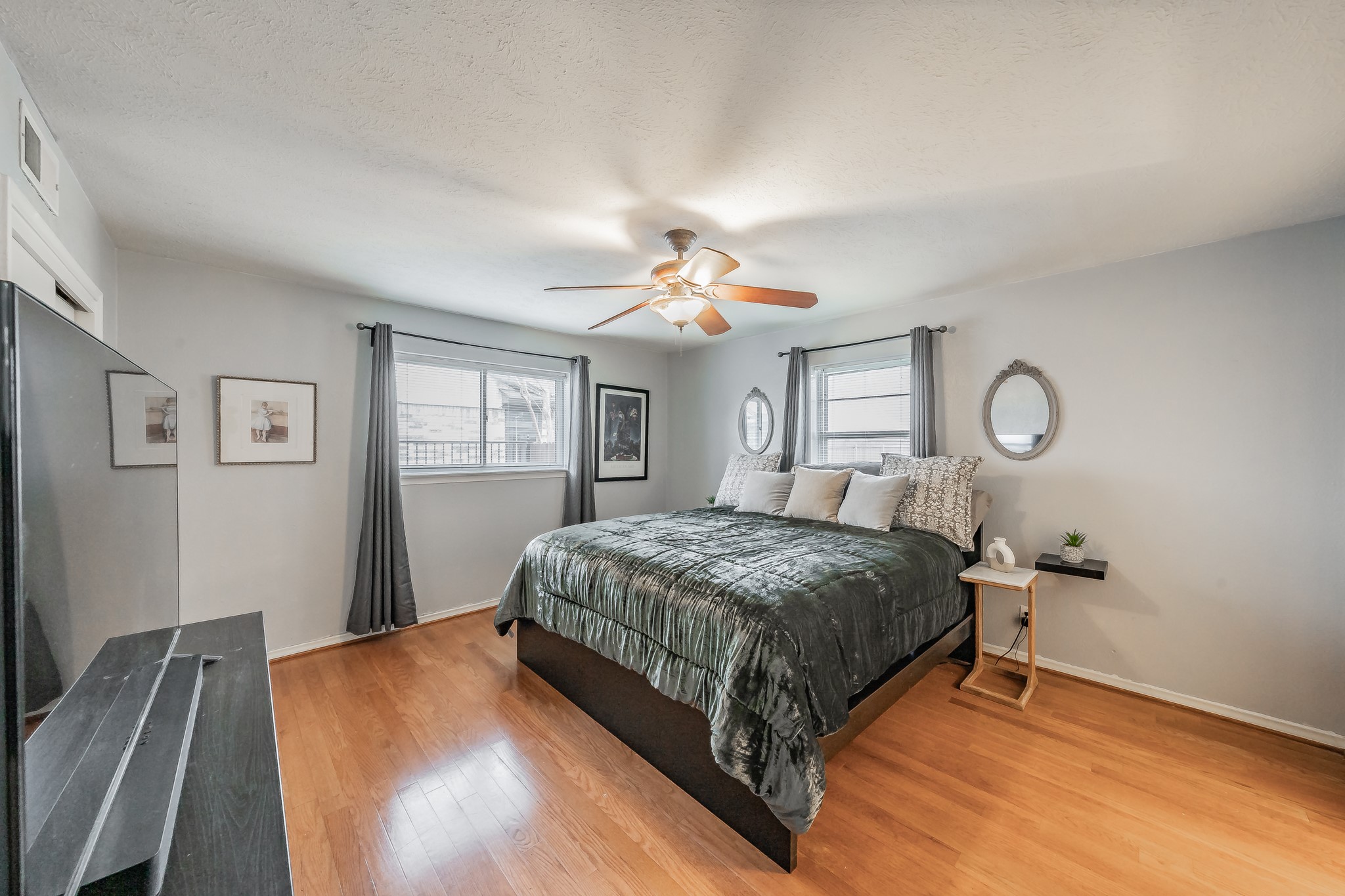 8426 Van Pelt Drive Dallas TX 75228