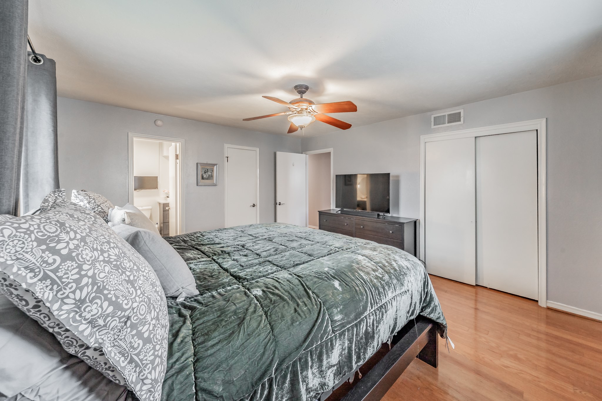 8426 Van Pelt Drive Dallas TX 75228