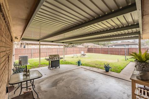 8426 Van Pelt Drive Dallas TX 75228