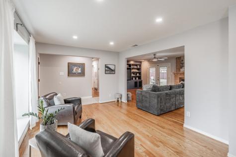 8426 Van Pelt Drive Dallas TX 75228
