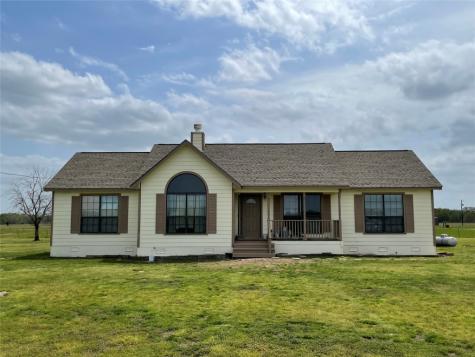 1811 Rs County Road 1402 Point TX 75472