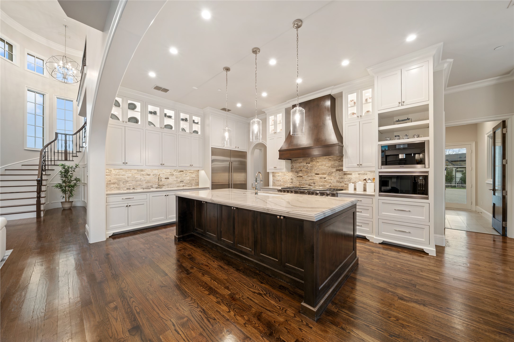 2202 Barcelona Court Westlake TX 76262
