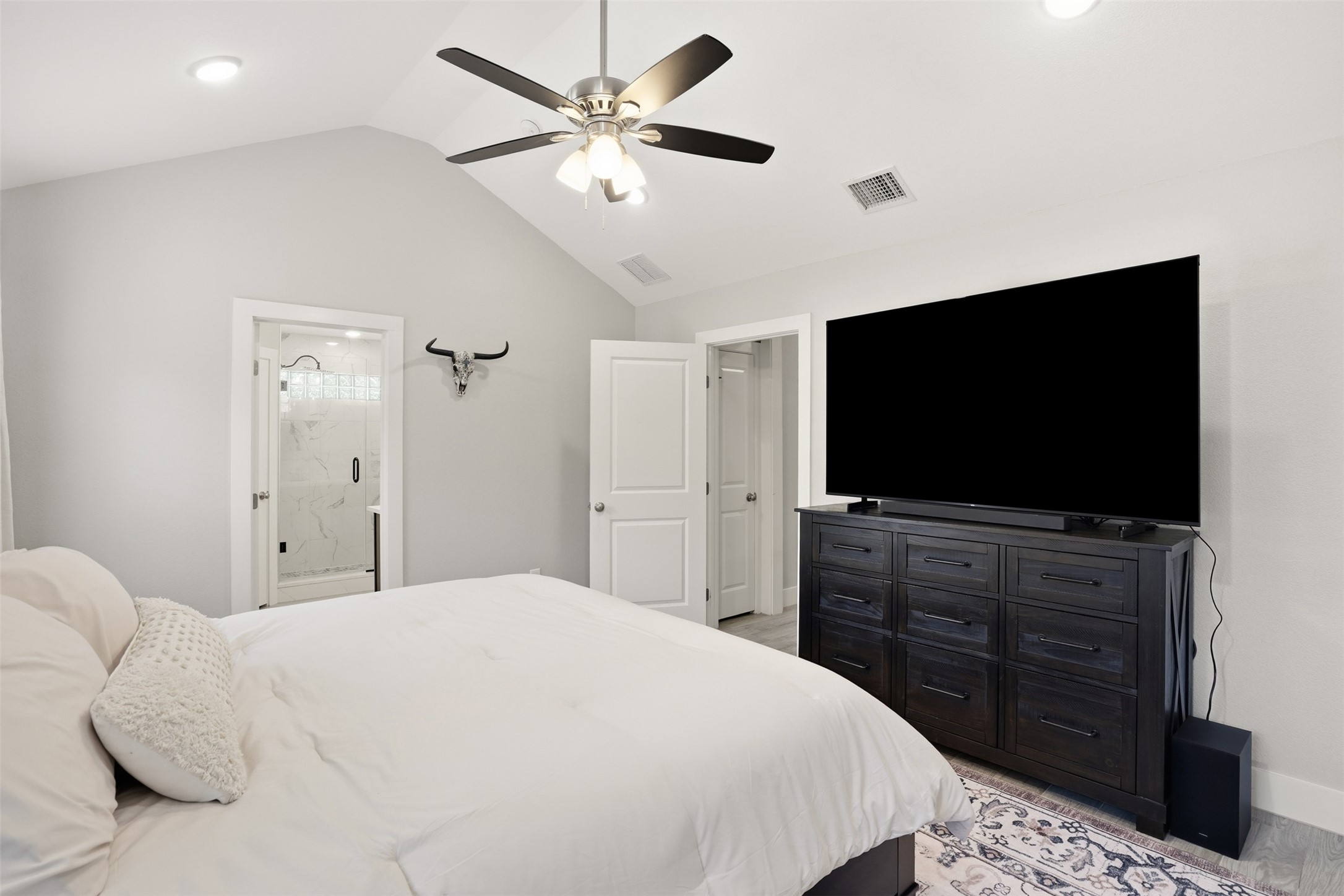 5502 Northview Court Granbury TX 76048