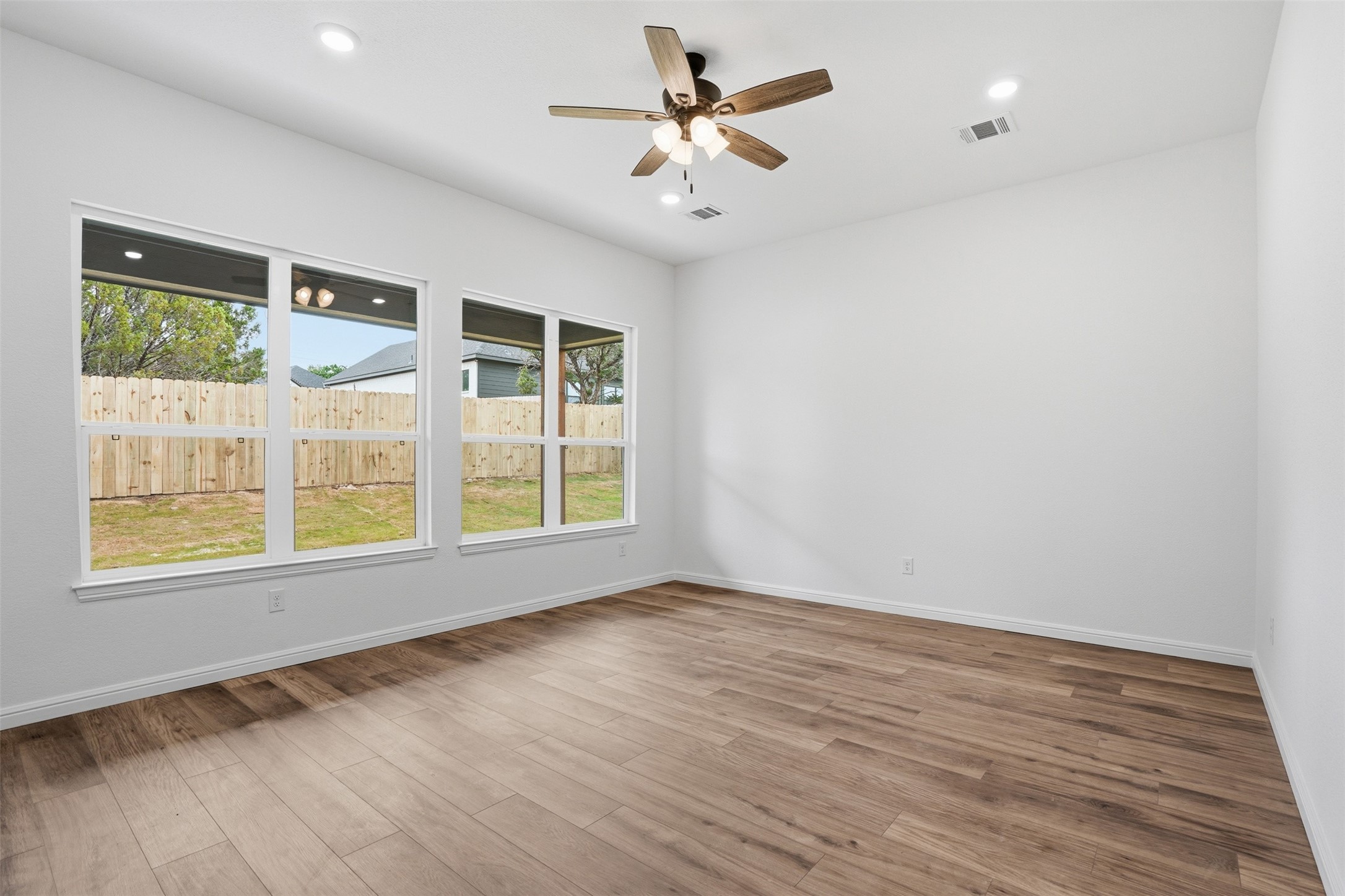 5423 Firewood Trail Granbury TX 76048