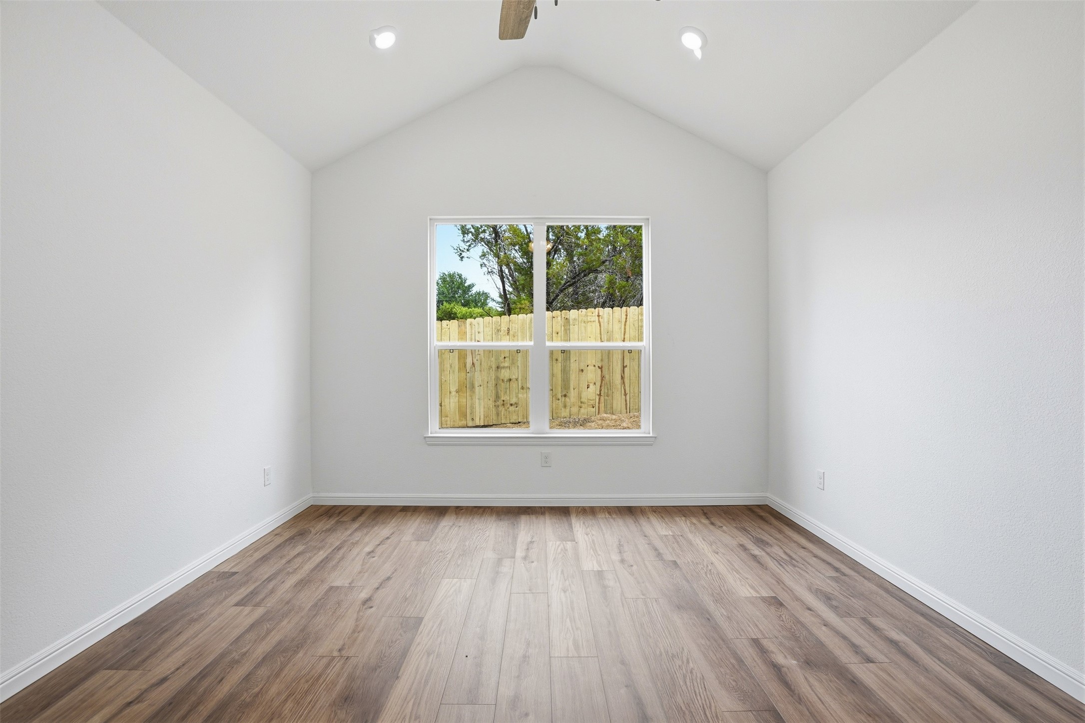 5423 Firewood Trail Granbury TX 76048
