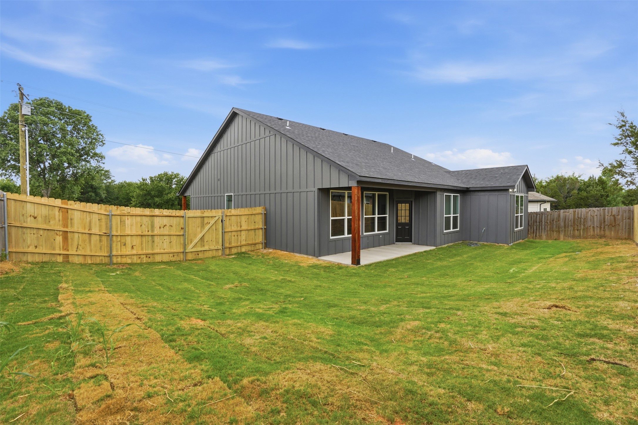 5423 Firewood Trail Granbury TX 76048