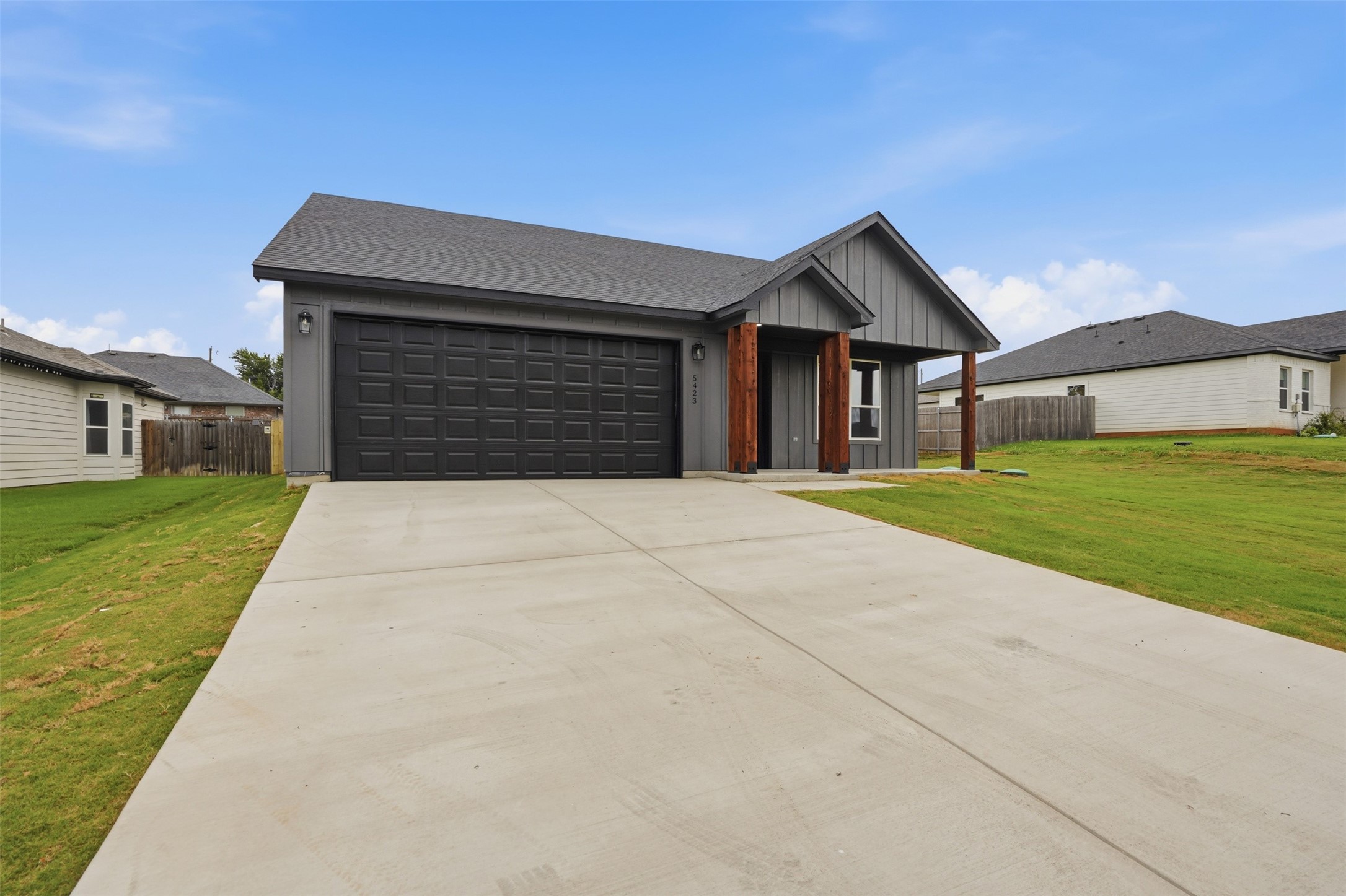 5423 Firewood Trail Granbury TX 76048