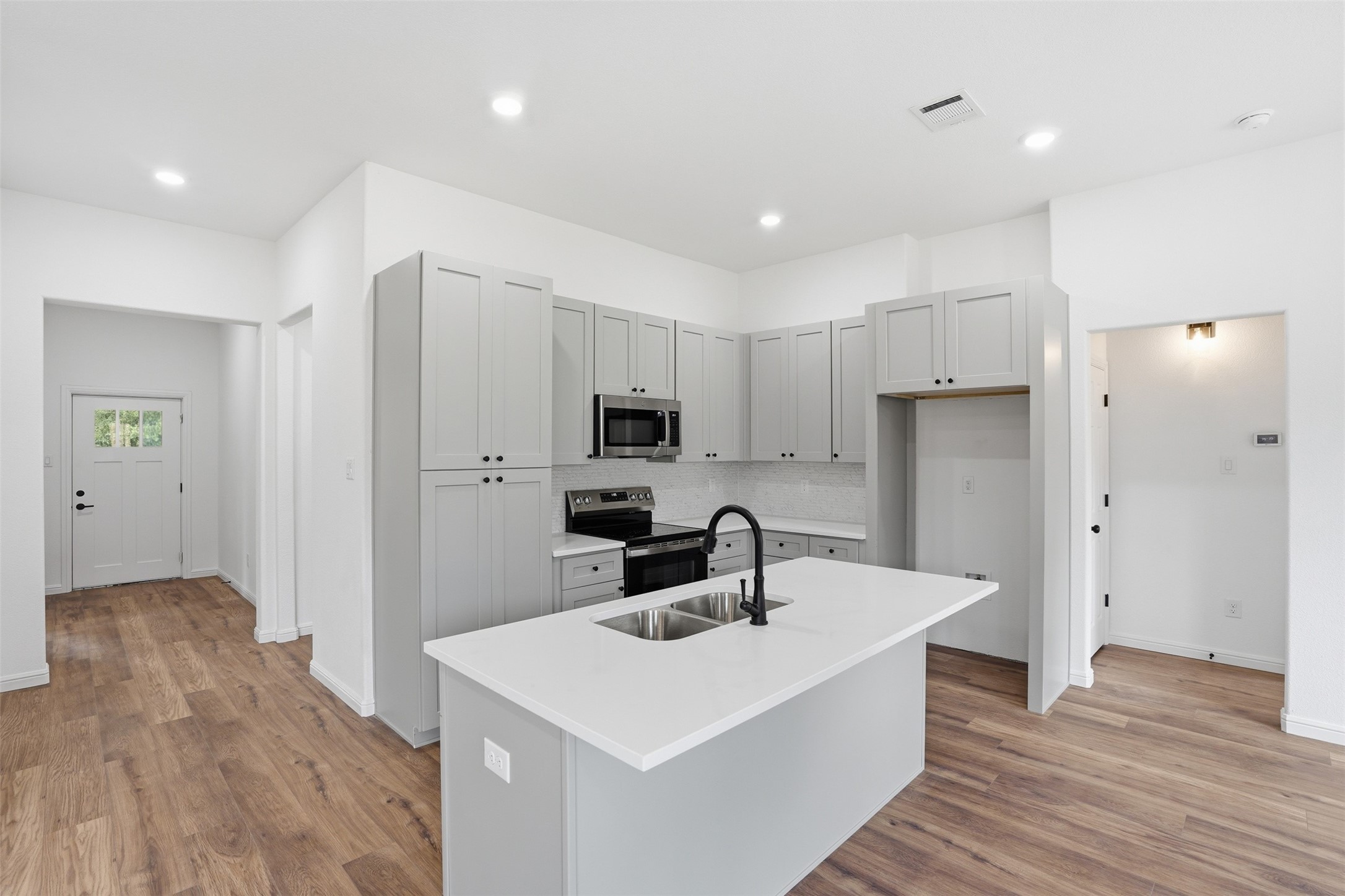 5423 Firewood Trail Granbury TX 76048