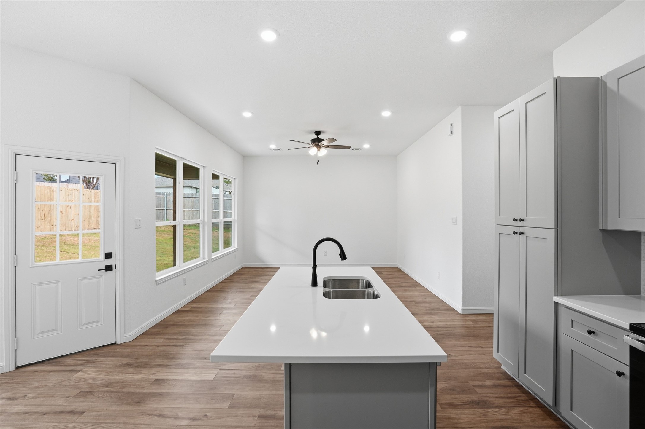 5423 Firewood Trail Granbury TX 76048