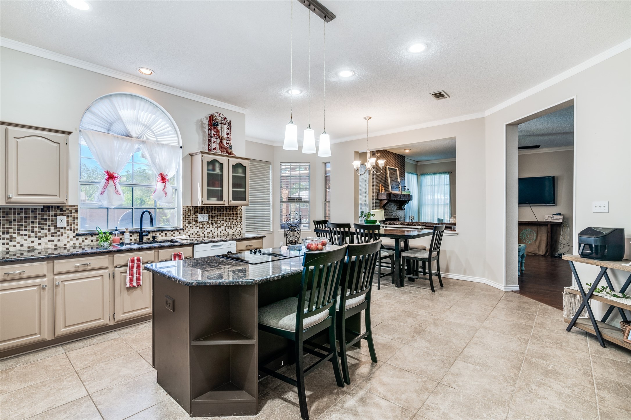 7517 Silverthorn Drive Rowlett TX 75089