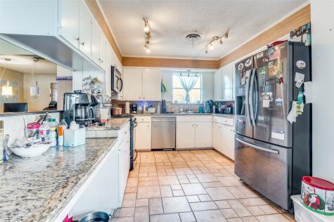 305 Cedar Creek Court Fort Worth TX 76103