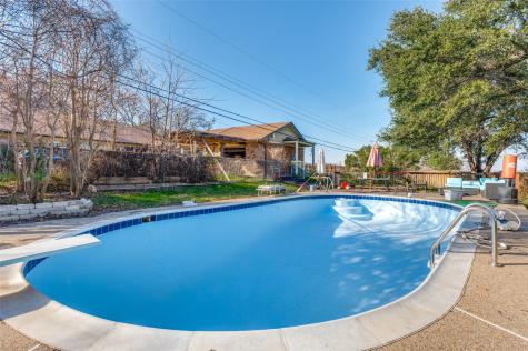 305 Cedar Creek Court Fort Worth TX 76103