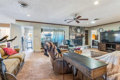 305 Cedar Creek Court Fort Worth TX 76103