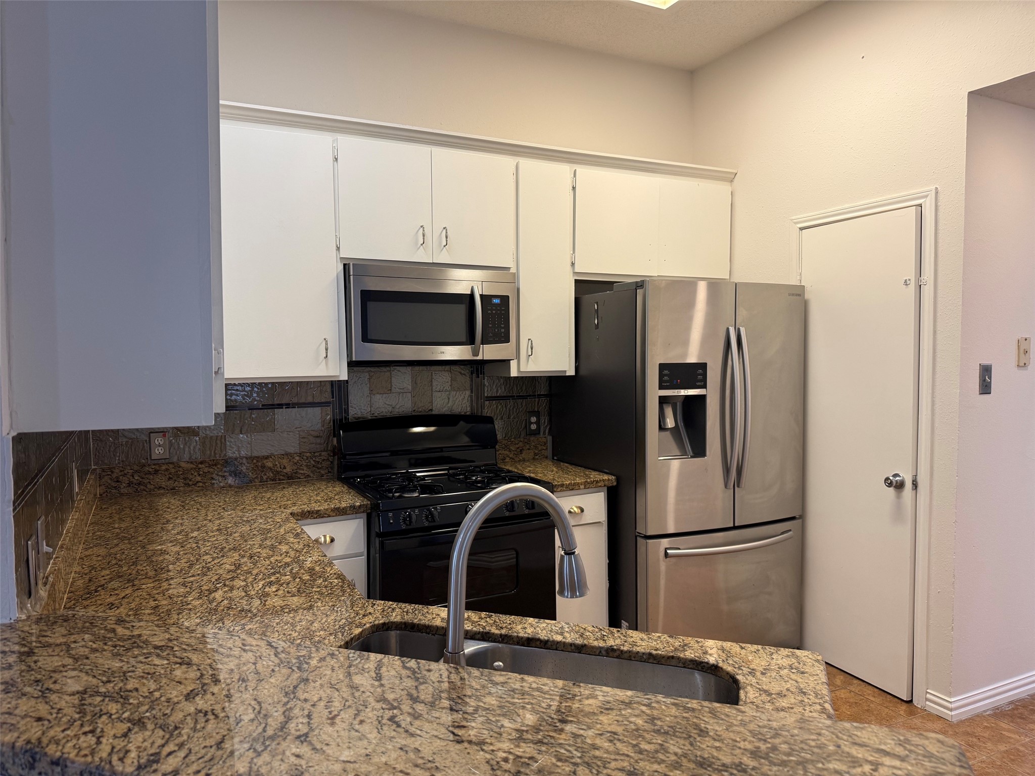 1815 Lombard Street Garland TX 75043