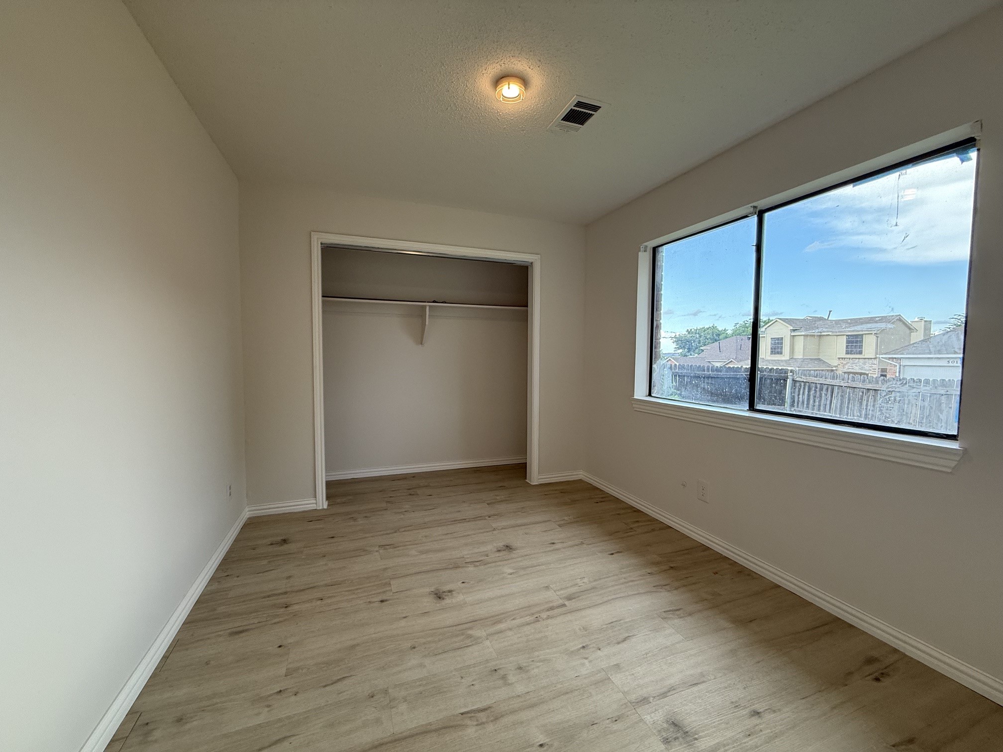 1815 Lombard Street Garland TX 75043