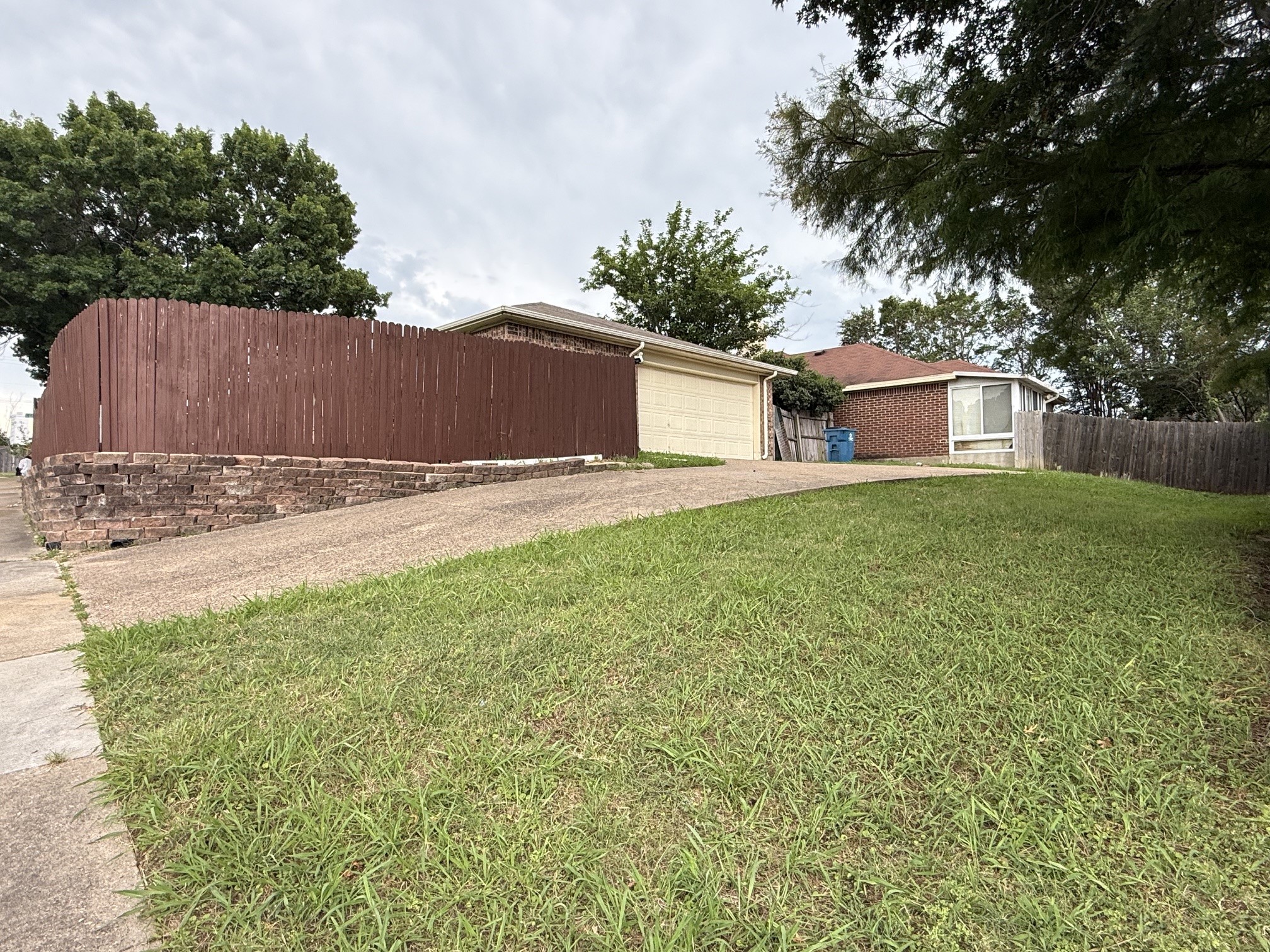 1815 Lombard Street Garland TX 75043