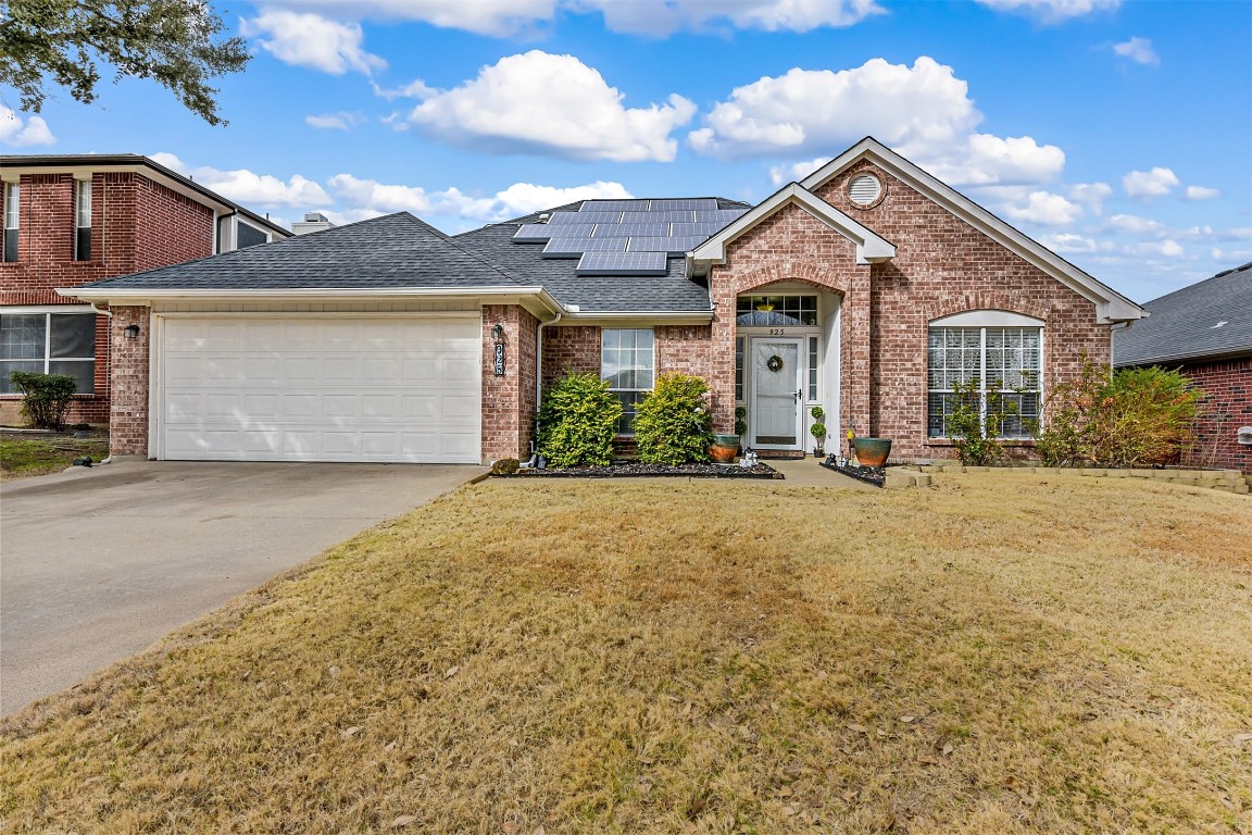 925 Wintercrest Court Arlington TX 76017