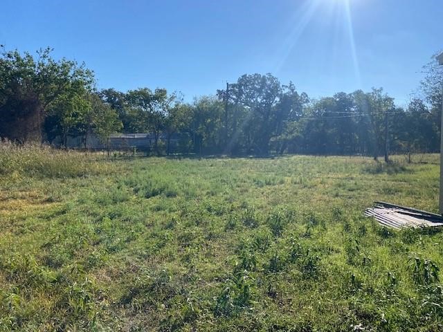 209 S Avenue D Cross Plains TX 76443