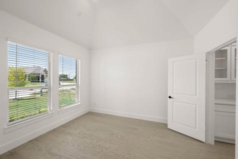 3739 Ironwood Street Midlothian TX 76065