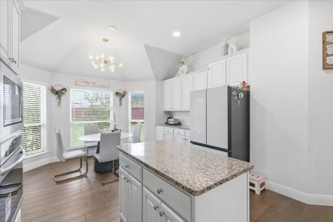 1915 Edward Drive Wylie TX 75098