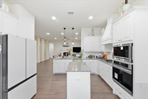 1915 Edward Drive Wylie TX 75098