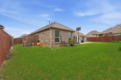 1915 Edward Drive Wylie TX 75098