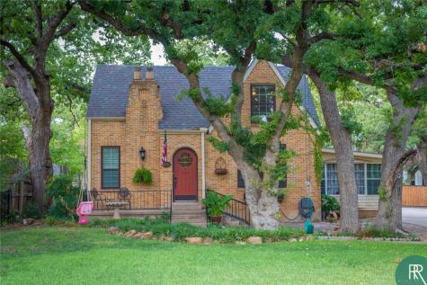 2004 Austin Avenue Brownwood TX 76801