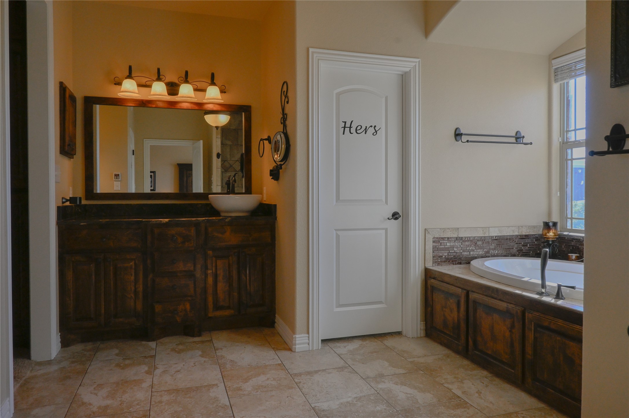 1397 Cr 338 Gainesville TX 76240