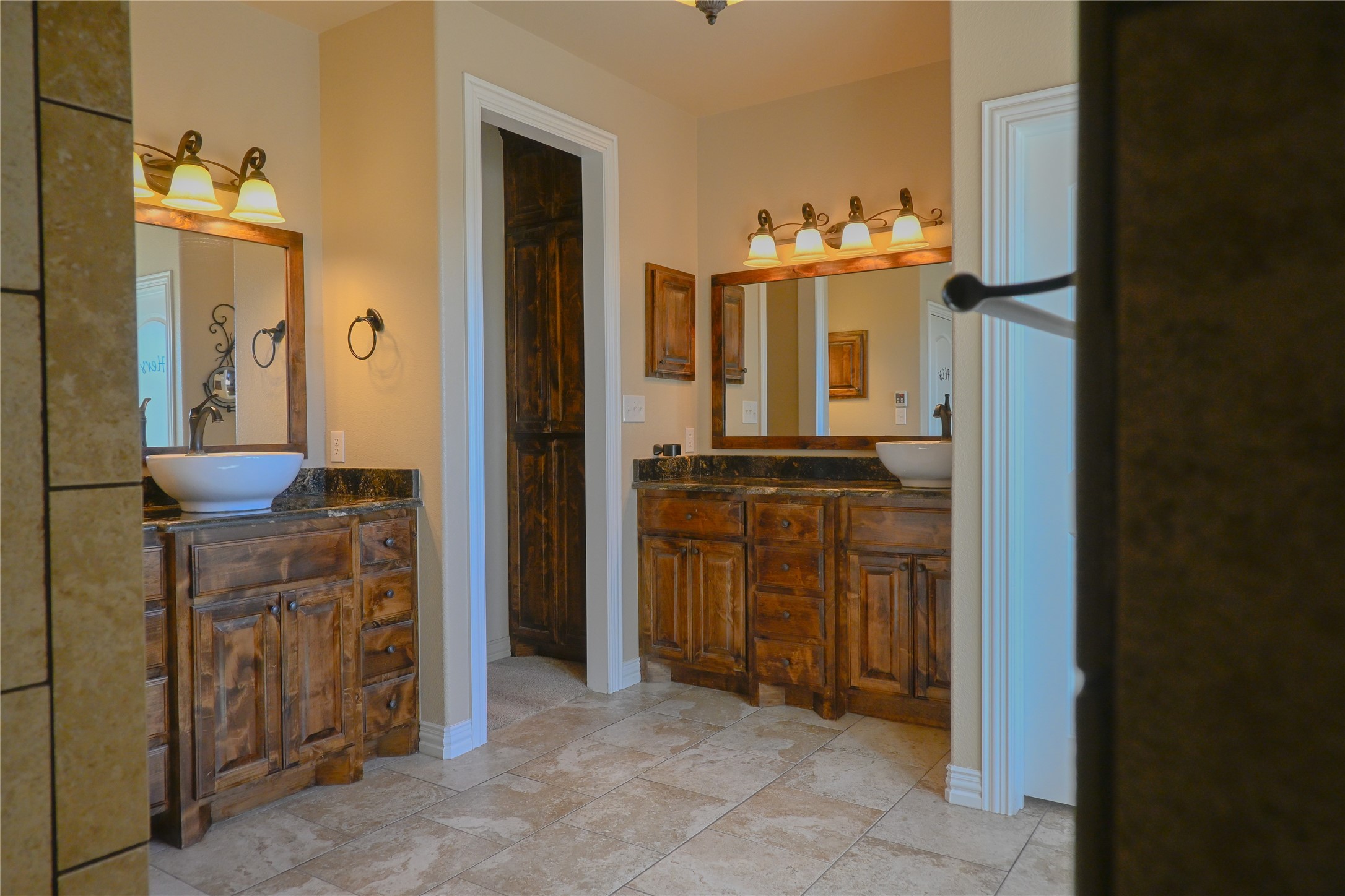 1397 Cr 338 Gainesville TX 76240