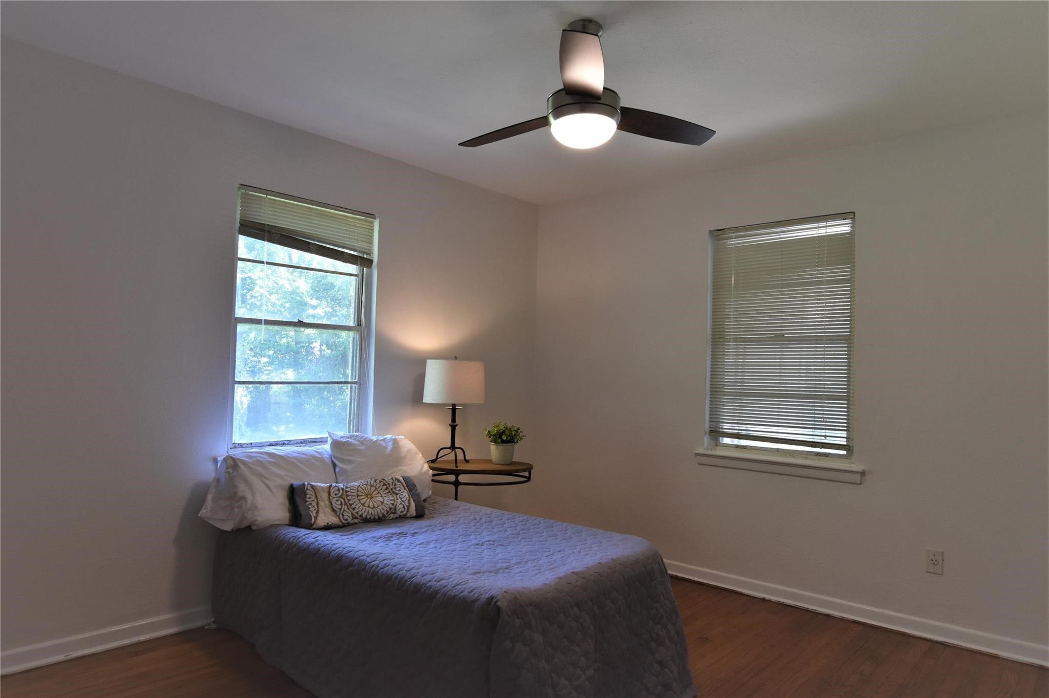 1202 Sunnyside Avenue Cockrell Hill TX 75211