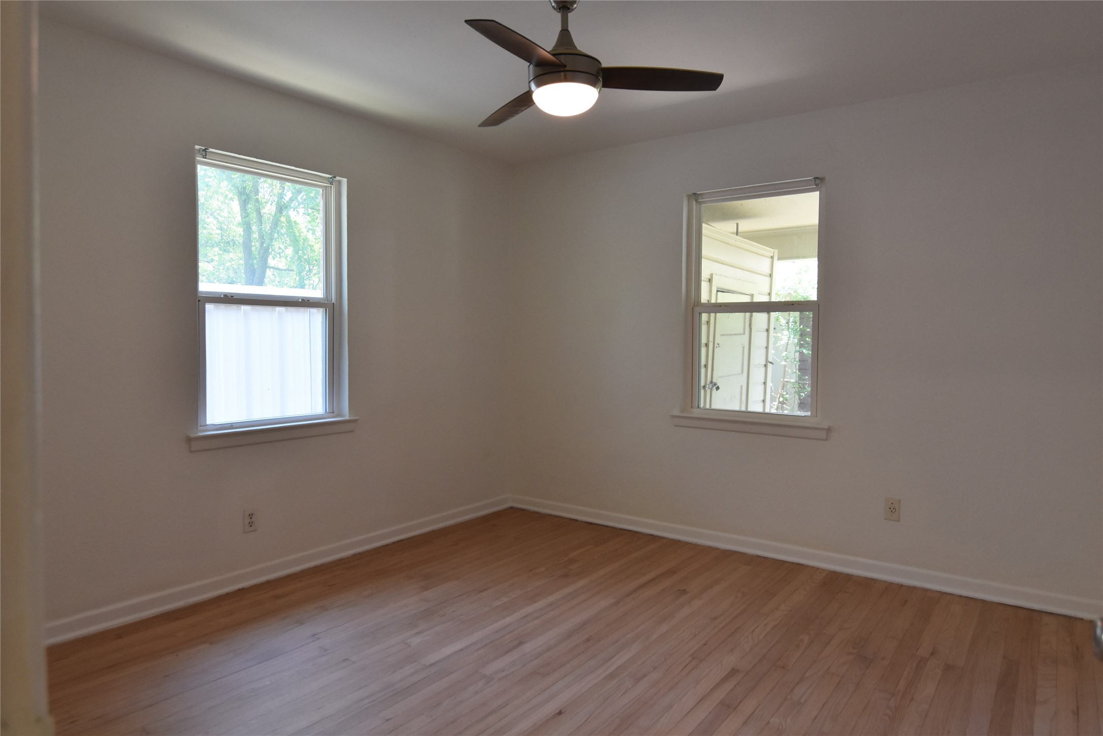 1202 Sunnyside Avenue Cockrell Hill TX 75211