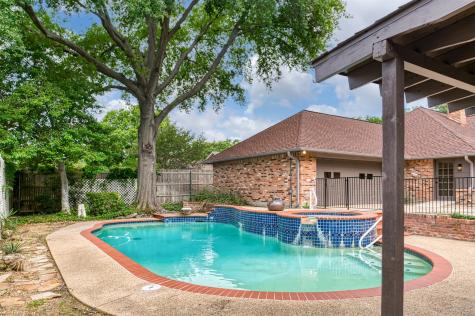 2104 Riverforest Court Arlington TX 76017
