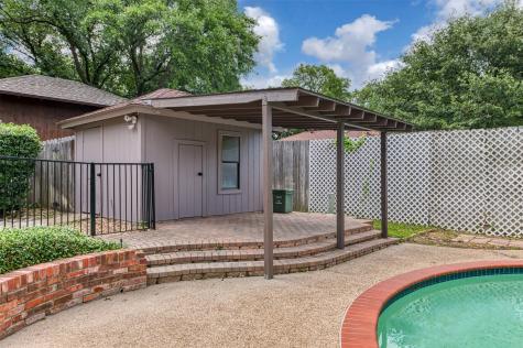 2104 Riverforest Court Arlington TX 76017