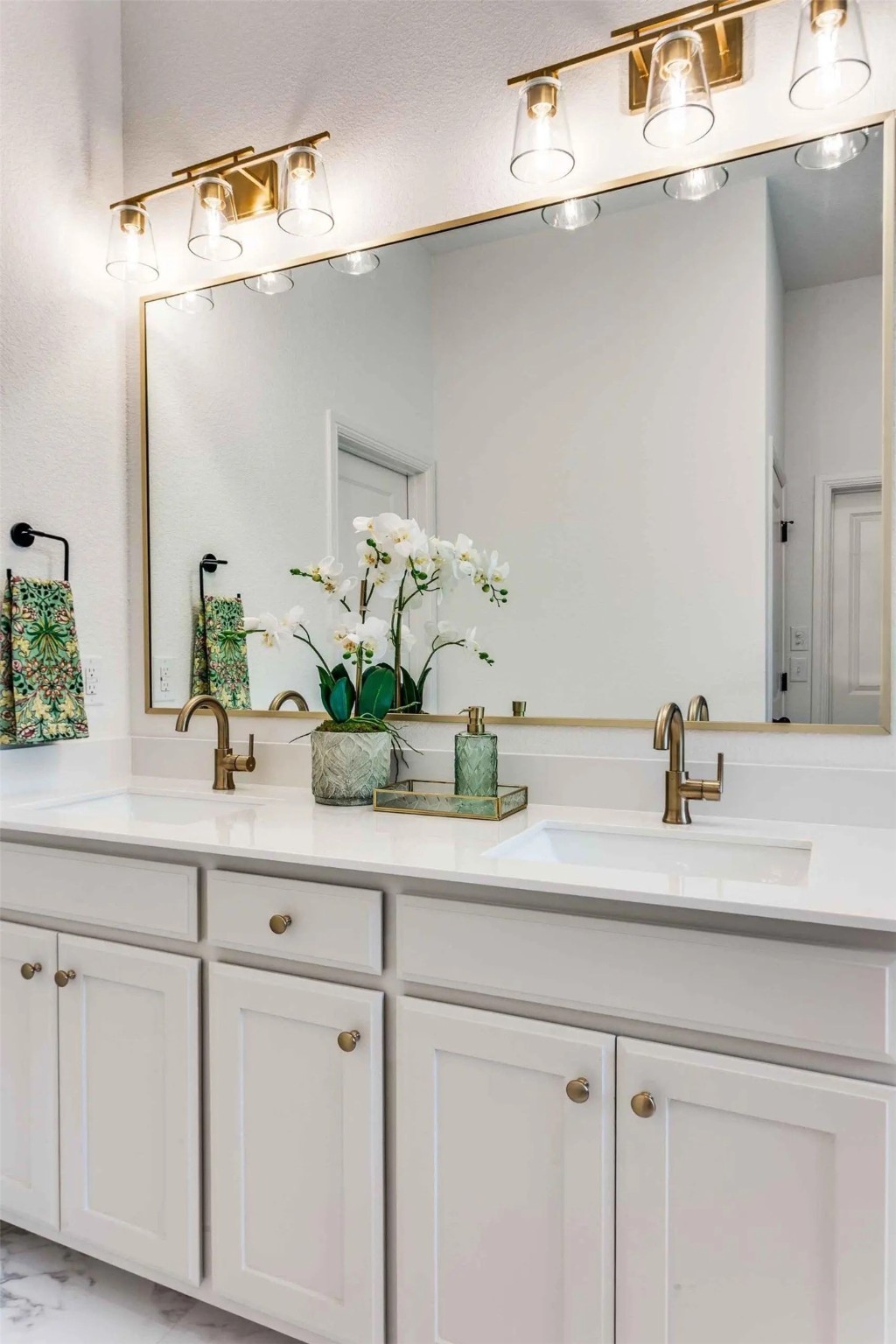 622 Sterling Drive Benbrook TX 76126