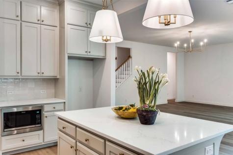 622 Sterling Drive Benbrook TX 76126