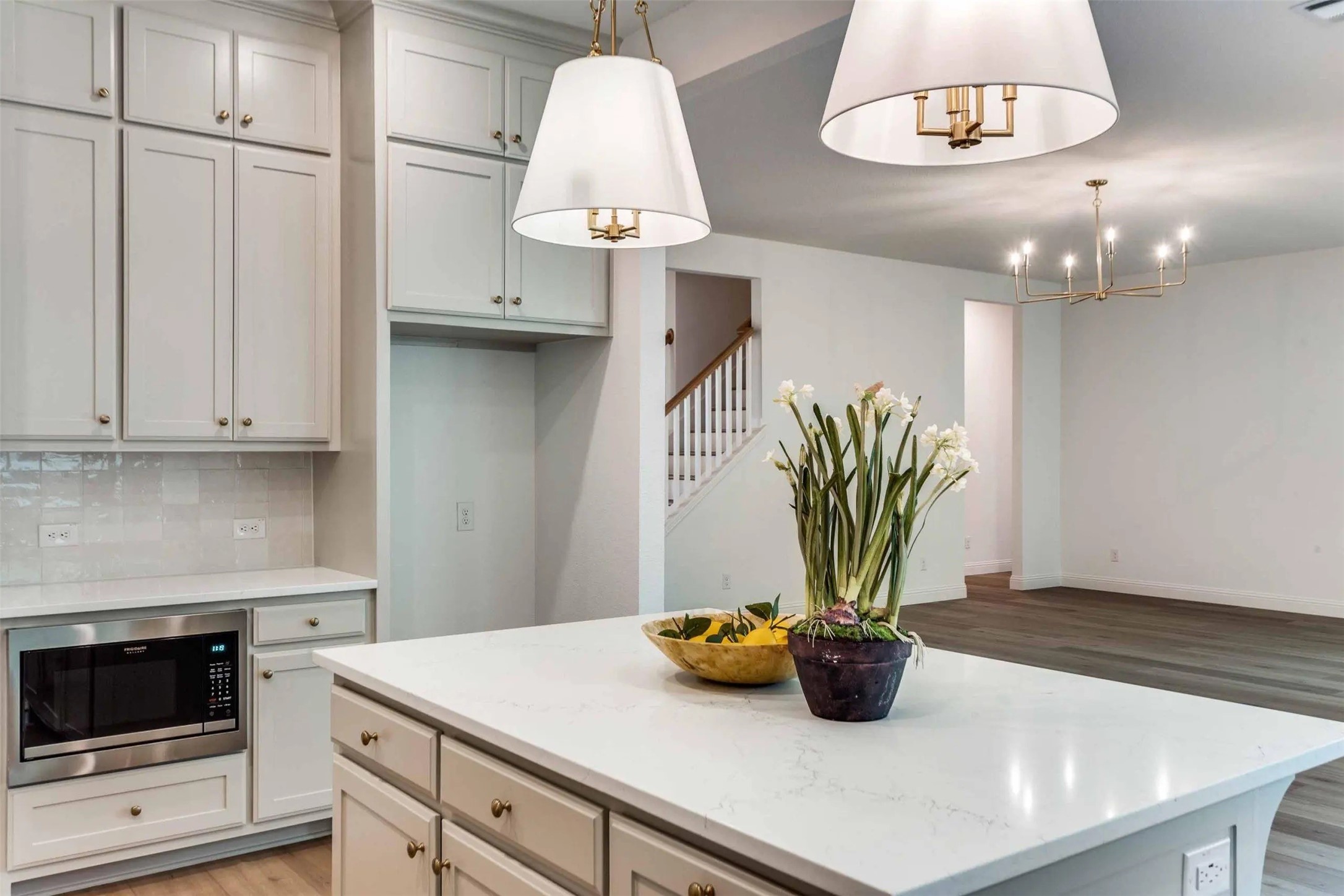 622 Sterling Drive Benbrook TX 76126