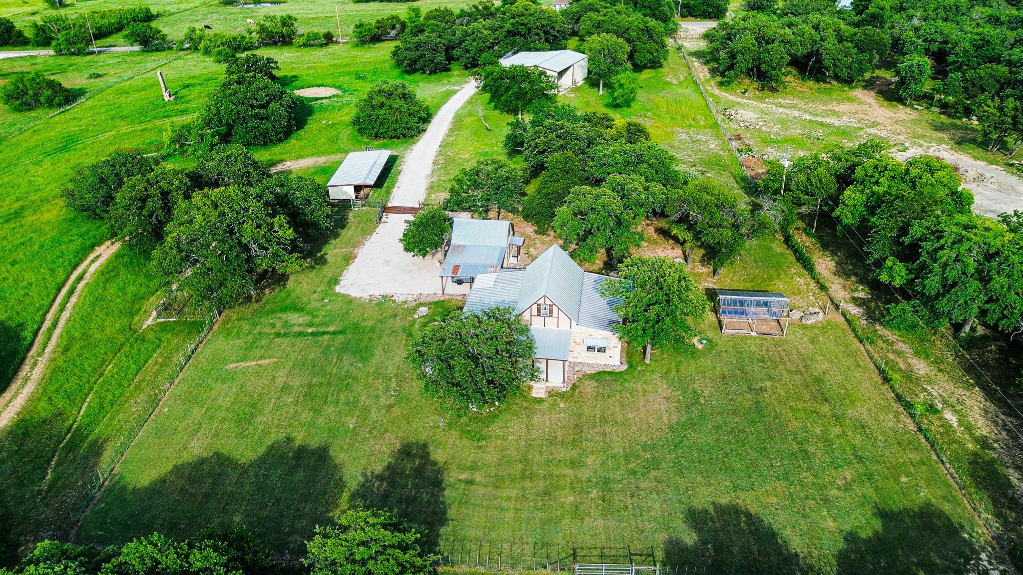 6085 County Road 146 Lipan TX 76462