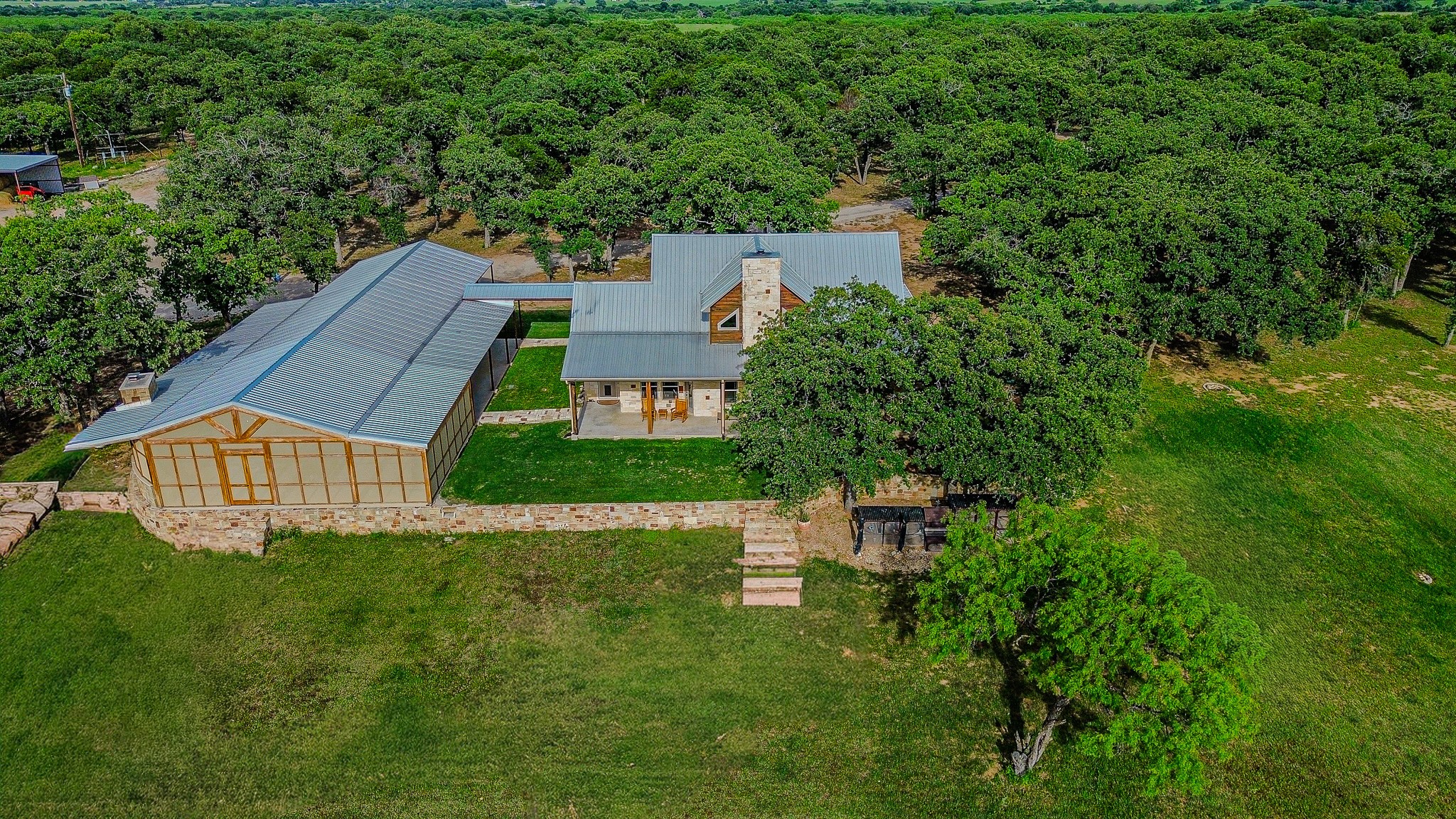 6085 County Road 146 Lipan TX 76462