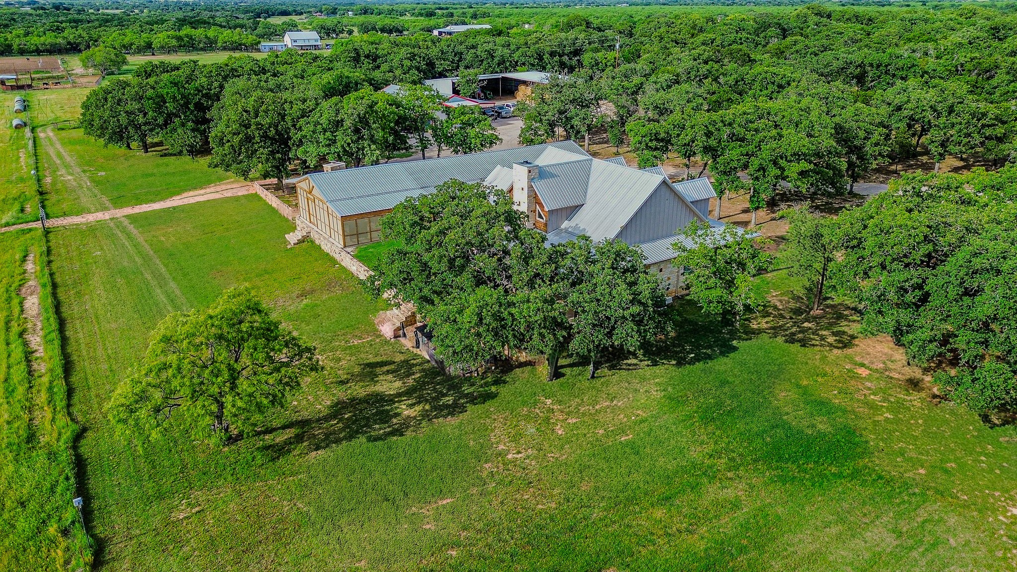 6085 County Road 146 Lipan TX 76462